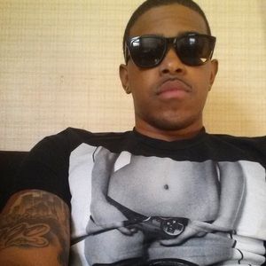 Meet your Posher, Deroncia